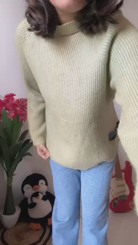 Go Casually Women's Jade Green Pullover